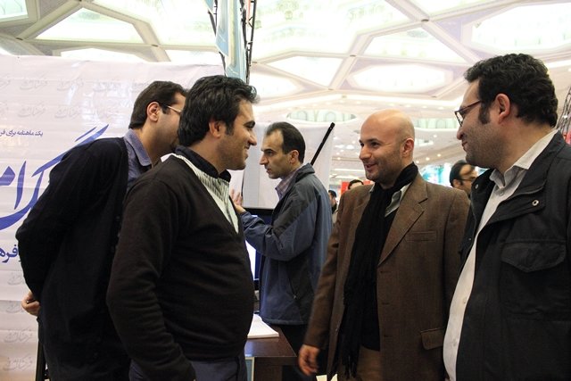 نمایشگاه مطبوعات غرفه فرهنگ امروز